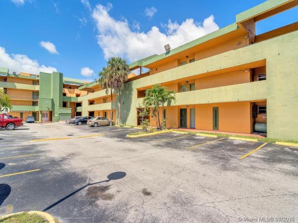 The Greens, 110 Fontainebleau Blvd #402, Fountainebleau, Florida 33172, image 2