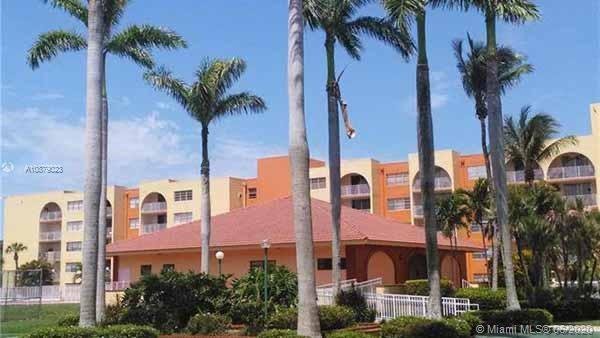 Coral Gate West, 7000 NW 186th St #4-218, Country Club, Florida 33015, image 2