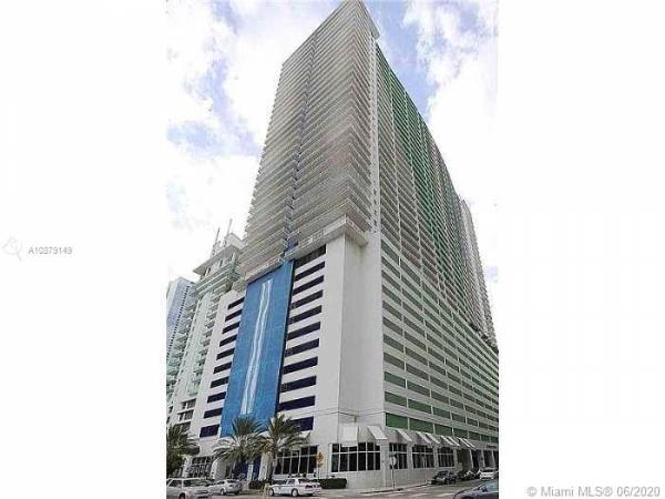 The Club At Brickell Bay, 1200 Brickell Bay Dr #1821, Miami, Florida 33131, image 2