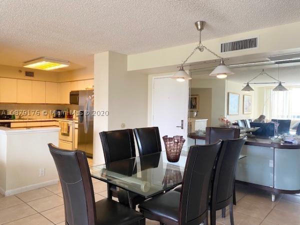 Mystic Pointe Tower 500, 3530 Mystic Pointe Dr #411, Aventura, Florida 33180, image 3