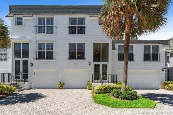 Hillsboro Beach & Yacht Villas, 1194 Hillsboro Mile #5, Hillsboro Beach, Florida 33062, image 1