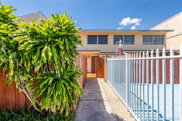 View West, 15660 SW 82nd Cir Ln #6-6, Kendall West, Florida 33193, image 2