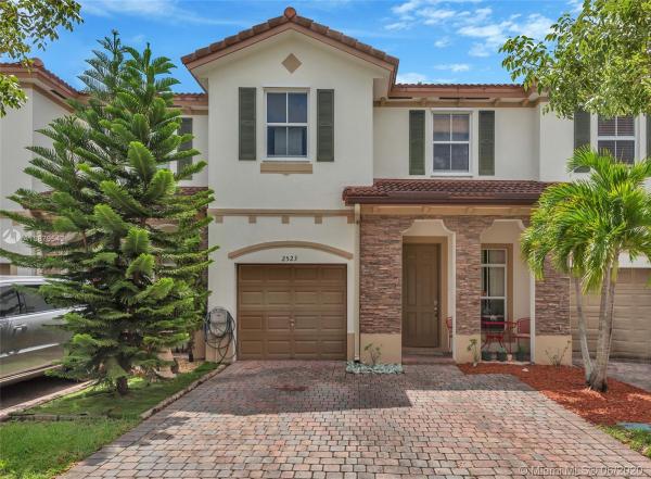 Coral Lakes Kingdom, 2523 SW 147th Path, University Park, Florida 33185, image 2