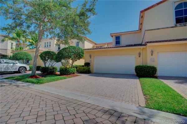 Admirals Cove, 876 W Spinnaker Dr W, Hollywood, Florida 33019, image 2