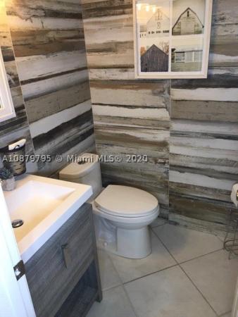 Hawkes Bluff, 5901 Hawkes Bluff Ave, Davie, Florida 33331, image 2