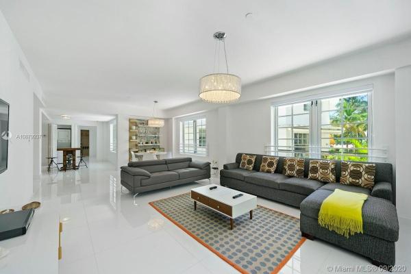 The Carlyle Deco Hotel, 1250 Ocean Dr #2N, Miami Beach, Florida 33139, image 2