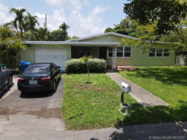 1069 NE 109th St, Unincorporated Dade County, Florida 33161, image 2