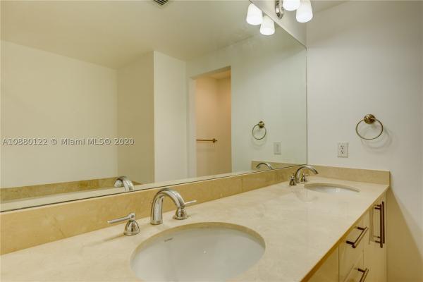 Aventura Marina 2, 3330 NE 190th St #1618, Aventura, Florida 33180, image 3