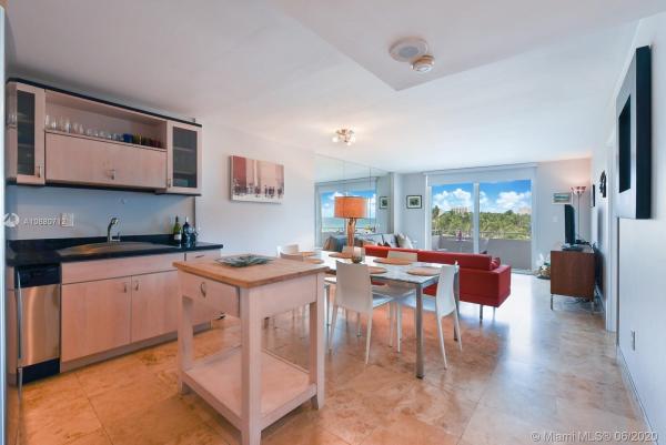 Royal Atlantic, 465 Ocean Dr #519, Miami Beach, Florida 33139, image 2