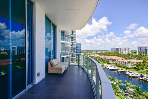 Uptown Marina Lofts, 3029 NE 188th St #818, Aventura, Florida 33180, image 2