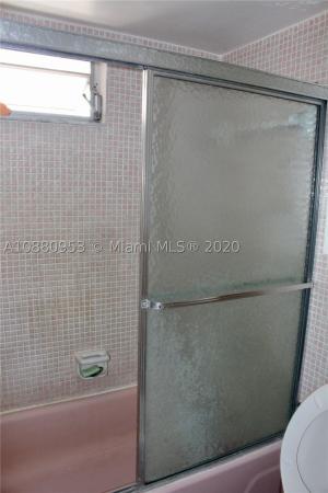 Byron Gardens, 7850 Byron Ave #306, Miami Beach, Florida 33141, image 2