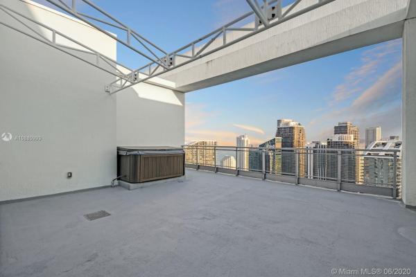 Mint At Riverfront, 92 SW 3rd St #PH5203, Miami, Florida 33130, image 2
