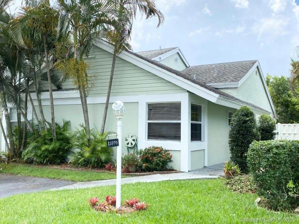 Scarborough, 11070 SW 11th Pl, Davie, Florida 33324, image 2