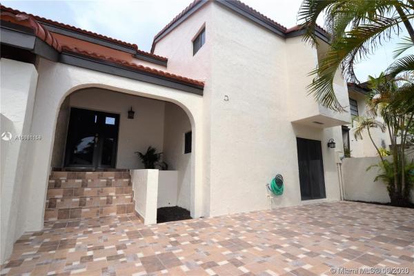 Kenland Court, 12523 SW 94th Ln 0, The Crossings, Florida 33186, image 2