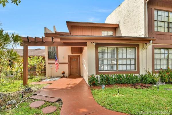 Meadowbrook, 14804 SW 72nd Ter, Kendall West, Florida 33193, image 2