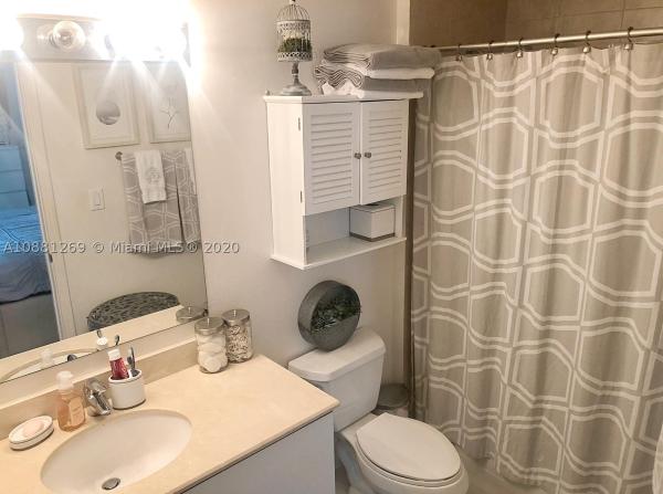 Metropolis At Dadeland, 9055 SW 73rd Ct #403, Kendall, Florida 33156, image 2