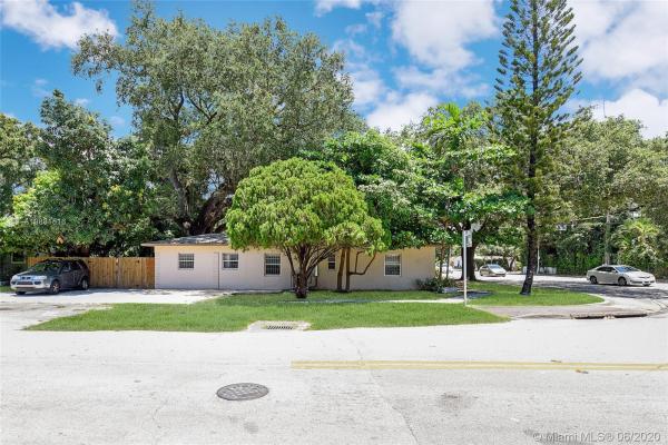 Fulford Highlands, 16000 NE 6th Ave, Golden Glades, Florida 33162, image 2