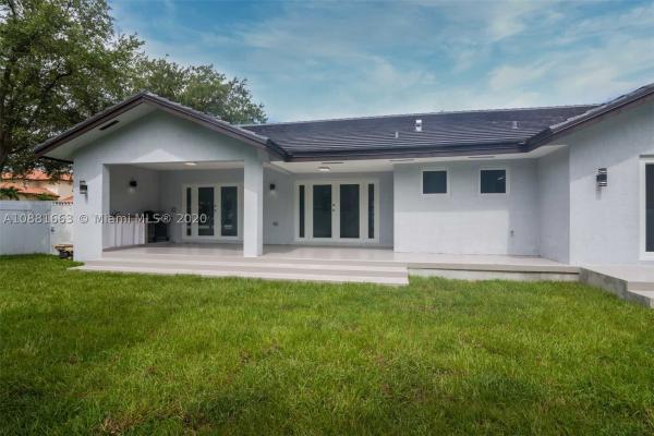 Royal Oaks, 16205 NW 83rd Ct, Miami Lakes, Florida 33016, image 3