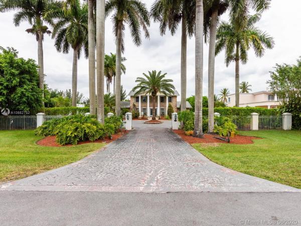 Plantation Acres, 12131 SW 2nd St, Plantation, Florida 33325, image 2