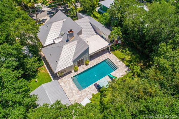 Frenchman's Cove, 13025 Coastal Cir, Palm Beach Gardens, Florida 33410, image 2