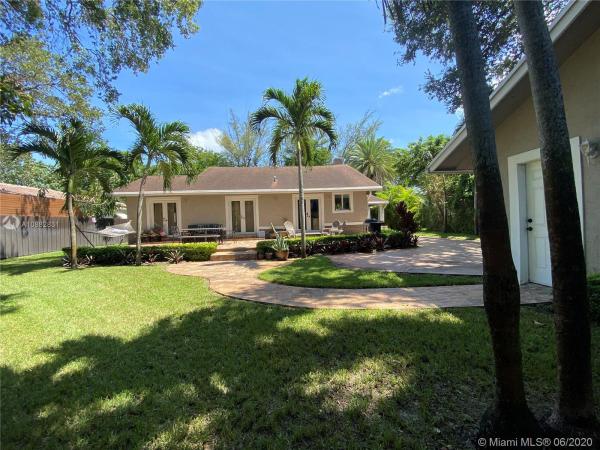 Griffing Biscayne Park Estates, North Miami, Florida 33161, image 2