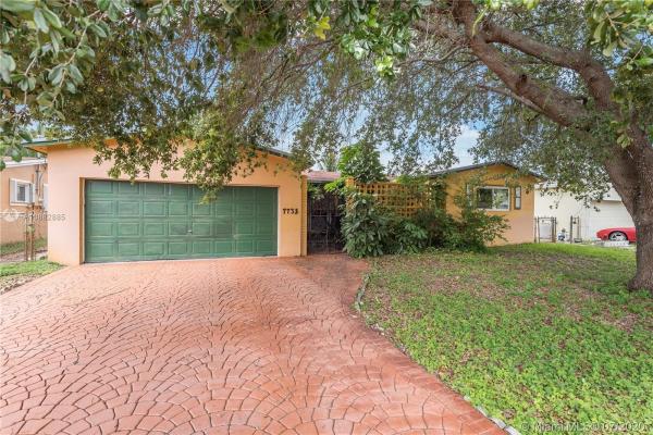 Miramar Park, 7733 Fairway Blvd, Miramar, Florida 33023, image 2