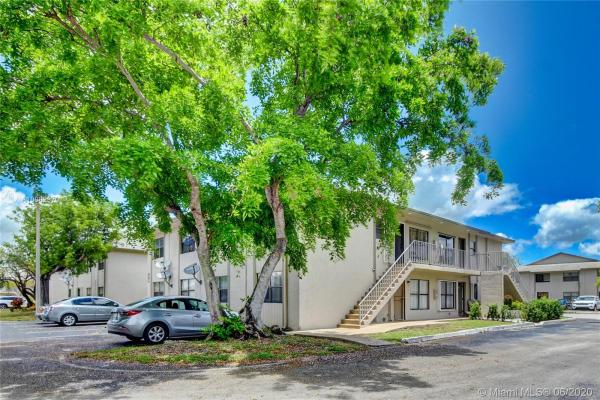 Rozland, 15316 SW 72nd St #19-23, Kendall West, Florida 33193, image 2