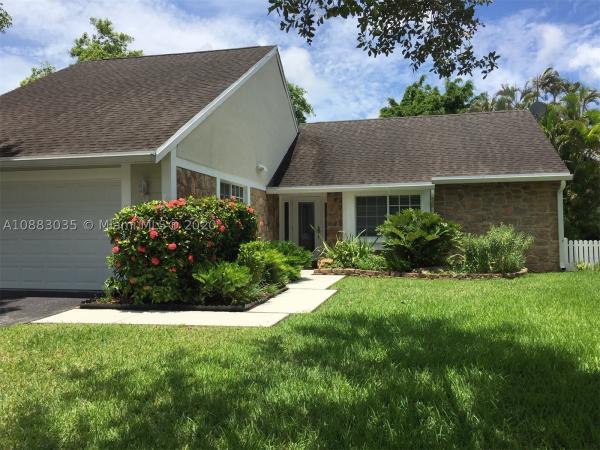 Homestead Lakes Tennessee East, 1280 S Audubon Dr, Homestead, Florida 33035, image 1