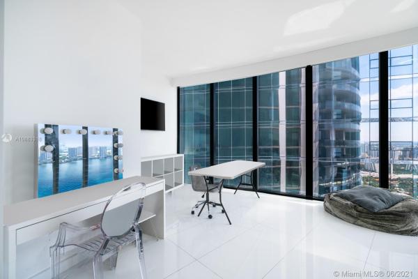 Porsche Design Tower, 18555 Collins Ave #3601, Sunny Isles Beach, Florida 33160, image 1