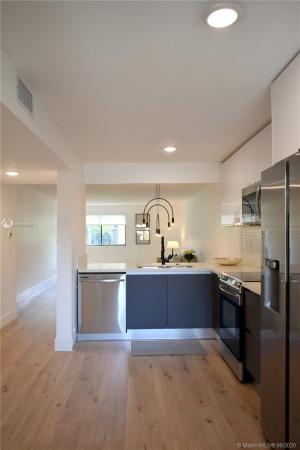 Racquet Club At Bonaventure, 187 Lakeview Dr #101, Weston, Florida 33326, image 1