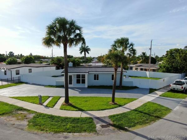 Westwood Lakes Residential, 10965 SW 43rd St, Westwood Lakes, Florida 33165, image 2