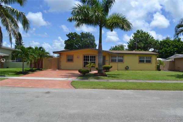 Heritage Homes, 7111 Park St, Hollywood, Florida 33024, image 2