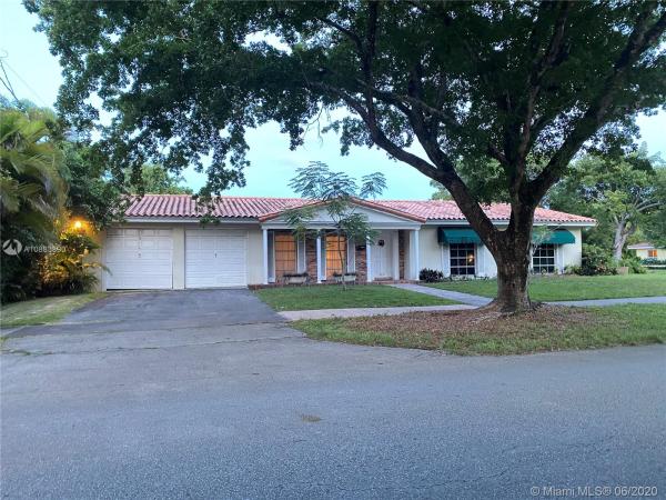 Riviera, 4951 Alhambra Cir, Coral Gables, Florida 33146, image 2
