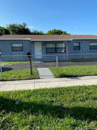 Entin Estates, 2453 NW 175th St, Miami Gardens, Florida 33056, image 2