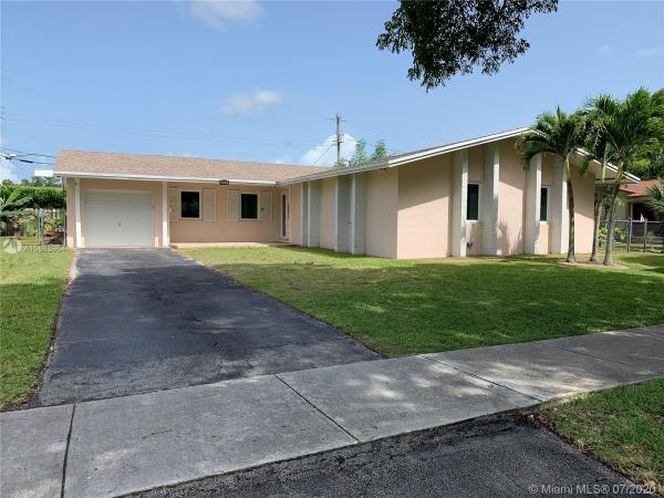 Bel Aire, 9810 Bel Aire Dr, Cutler Bay, Florida 33157, image 2