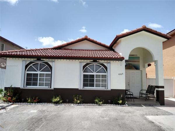 Biltmore Villas, 9965 NW 123rd St, Hialeah Gardens, Florida 33018, image 2