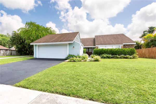 Homestead Lakes Tennessee East, 1331 Egret Rd, Homestead, Florida 33035, image 2