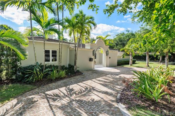 Granada, 838 Milan Ave, Coral Gables, Florida 33134, image 2