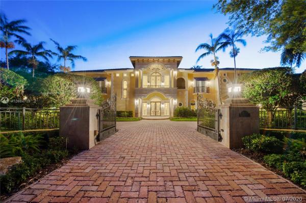 Pinecrest No HOA, 10300 SW 65th Ave, Pinecrest, Florida 33156, image 2