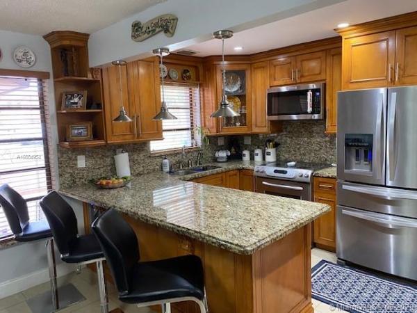 Kendall Lakes East Patio Homes, 6395 SW 136th Ct #K110, Kendale Lakes, Florida 33183, image 2
