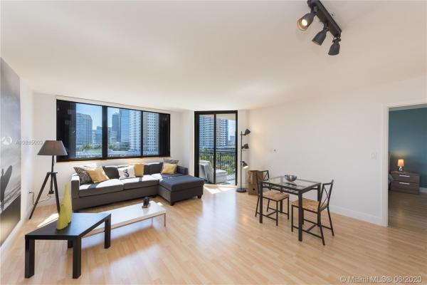 Brickell Key Two, 540 Brickell Key Dr #911, Miami, Florida 33131, image 2
