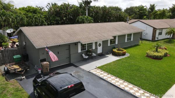Orange Tree Lakes, 12821 SW 10th Ct, Davie, Florida 33325, image 2