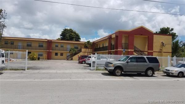 Westhaven, 2721 NW 23rd Ct #4, Miami, Florida 33142, image 2