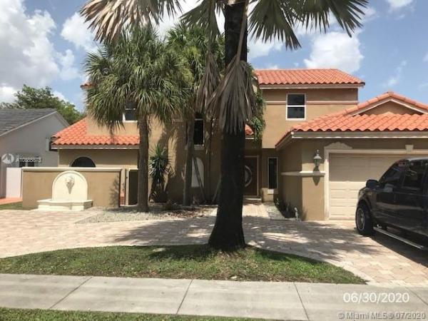 19363 NW 87th Ct Cir, Unincorporated Dade County, Florida 33018, image 2