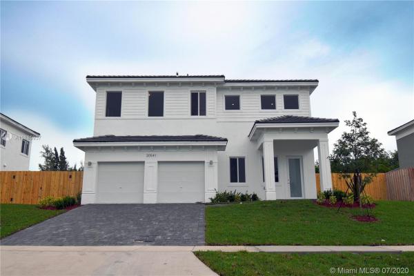 Jacqueline Gardens, 7902 SW 205th St, Cutler Bay, Florida 33189, image 2