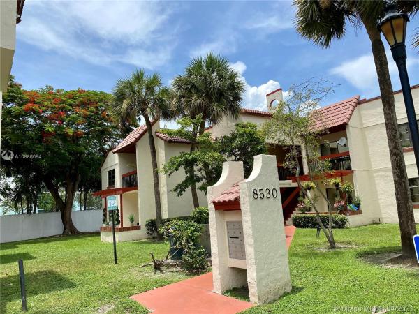 Lago Del Rey, 8530 SW 149th Ave #915, Kendall West, Florida 33193, image 2