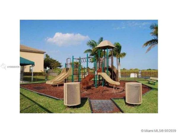 The Tides At Isles Of Bayshore, 22777 SW 93th Ct, Cutler Bay, Florida 33190, image 2