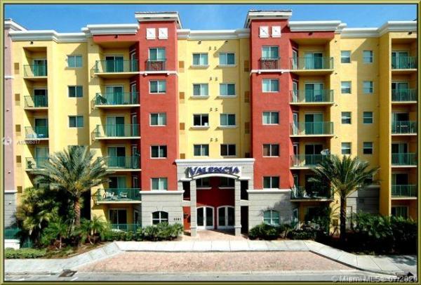 Valencia, 6001 SW 70th St #438, South Miami, Florida 33143, image 2