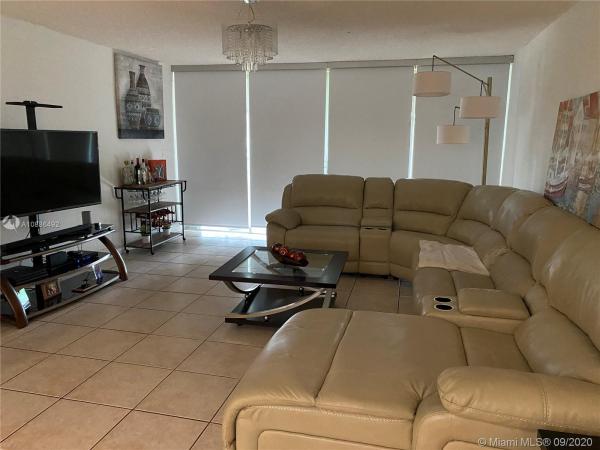 Country Club Of Miami, 6712 Brookline Dr #6712, Hialeah, Florida 33015, image 2