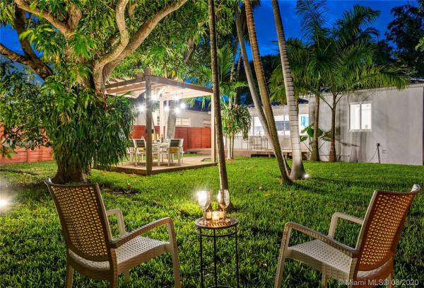 Baywood, 818 NE 71st St, Miami, Florida 33138, image 2